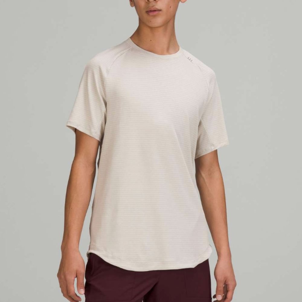 Lululemon Men's Drysense Shirt - Small